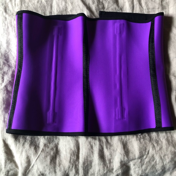 Angel Curves Waist Trainer Never worn Extra Small - Picture 3 of 3